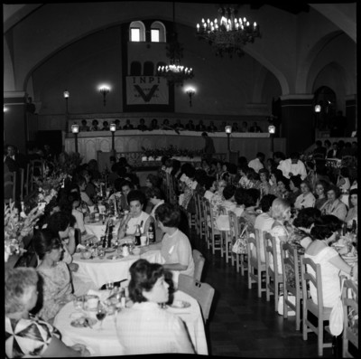 Vista general de banquete durante la quinta convención del INPI