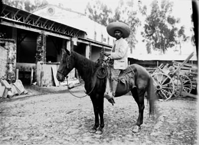Capataz en los patios de una hacienda, retrato
