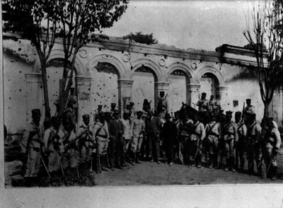 Federales después de derrotar a los zapatistas, retrato de grupo