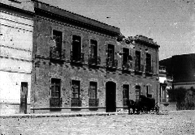 Edificio bombardeado durante la Decena Trágica