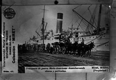 "Transporte de guerra Norte-Americano desembarcando víveres y pertrechos", reprografía