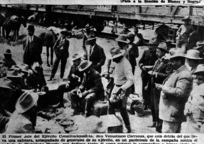 Venustiano Carranza y otros revolucionarios en un campamento militar