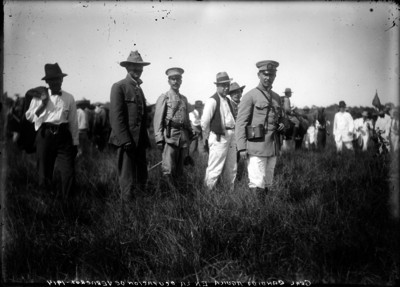 "Cándido Aguilar" junto a otros militares durante la ocupación de Veracruz