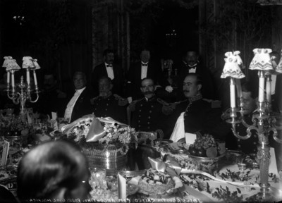 Jesús Agustín Castro preside banque ofrecido a los marinos argentinos en Palacio Nacional