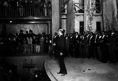 Ignacio Bonillas pronunciando un discurso durante su campaña electoral