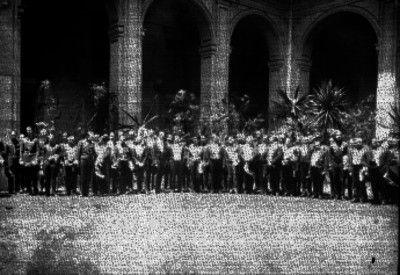Alvaro Obregón con embajadores y funcionarios, retrato de grupo