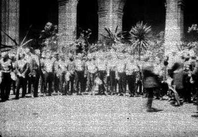Alvaro Obregón con embajadores y funcionarios, retrato de grupo