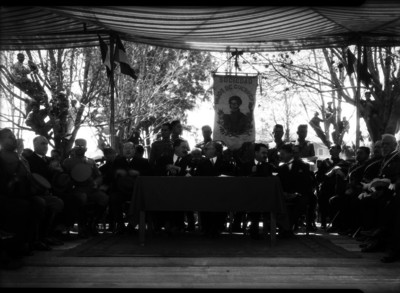 Pascual Ortíz Rubio en un actos público con la Sociedad Hijos de Guerrero