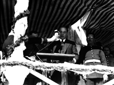 Abelardo L. Rodríguez pronunciando un discurso
