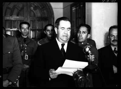 Manuel Ávila Camacho pronunciando un discurso