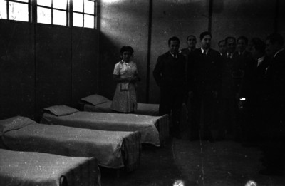 Miguel Alemán Valdés y funcionarios visitan el Instituto Politécnico Nacional