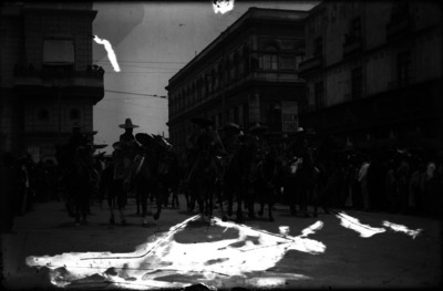 Tropas zapatistas entran a la Cd. de México