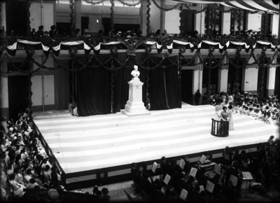 Ceremonia de las fiestas del Centenario