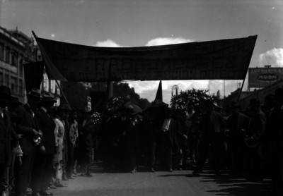 Cortejo fúnebre de un obrero