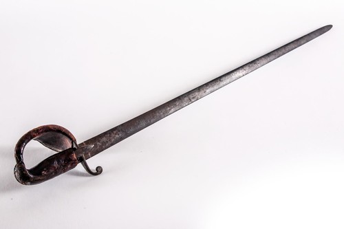 Espada de chinaco con influencia española