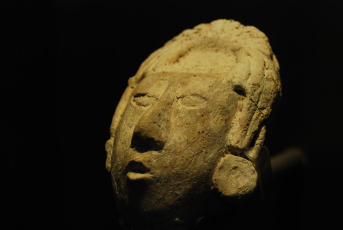 Cabeza antropomorfa